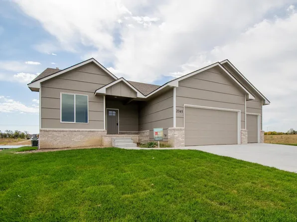 2745 E Ironstone St, Wichita, KS 67219