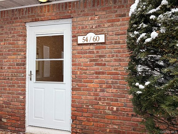 3rd image of 58 Parkside Dr #58