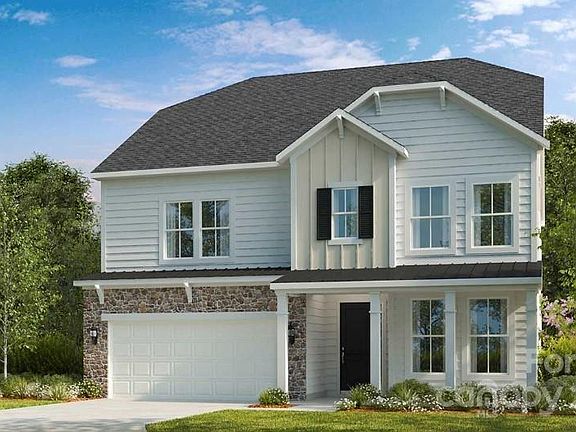 2nd image of 124 Winterberry St