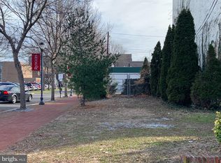 332 N 2nd St, Camden, NJ 08102