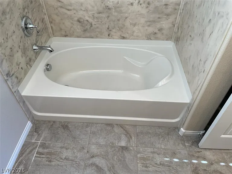 6313 Stag Hollow Ct — Photo 39