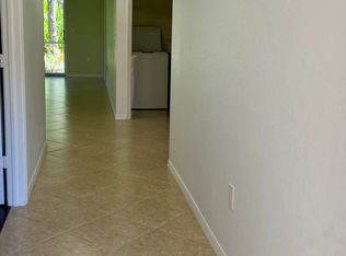 4500 Botanical Place Cir APT 102, Naples, FL 34112