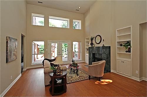 5th image of 4911 Cranbrook Dr E