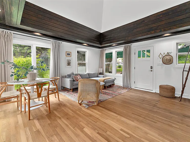 1503 Drake Ave #B — Photo 10