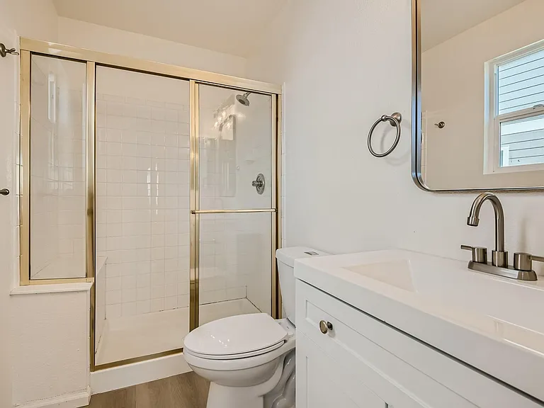 5514 Laredo St — Photo 8