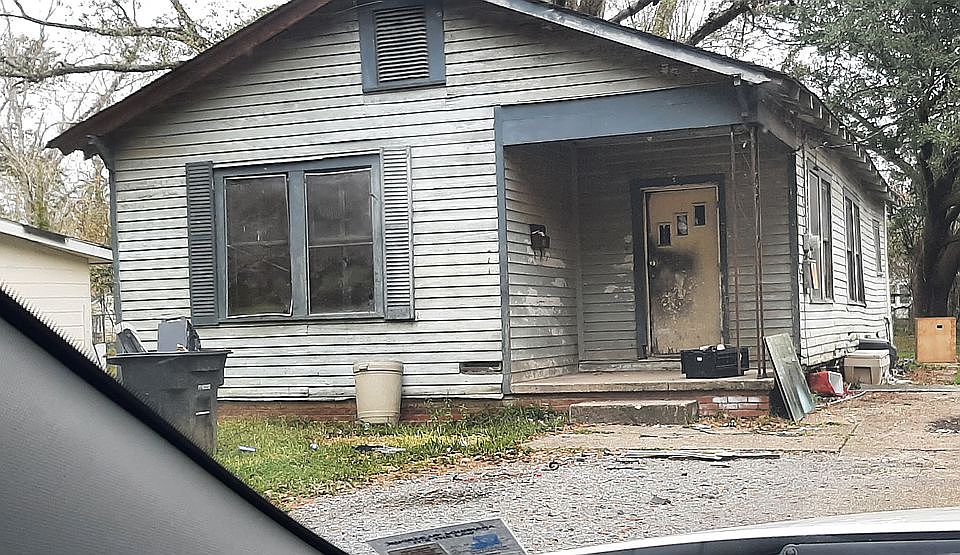 2nd image of 5949 Heidel Ave