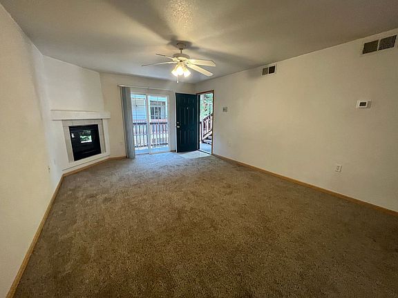 3rd image of 1221 University Ave #D-201