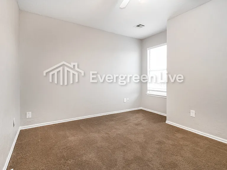 2607 Lonnie Ln — Photo 12