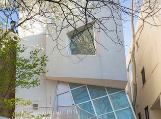 1249 W Dickens Ave, Chicago, IL 60614