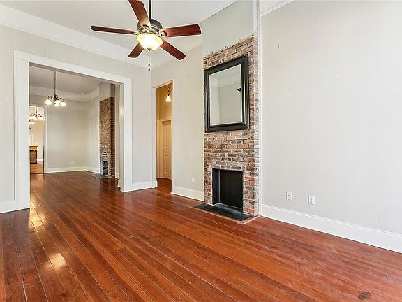3rd image of 1526 Mandeville St