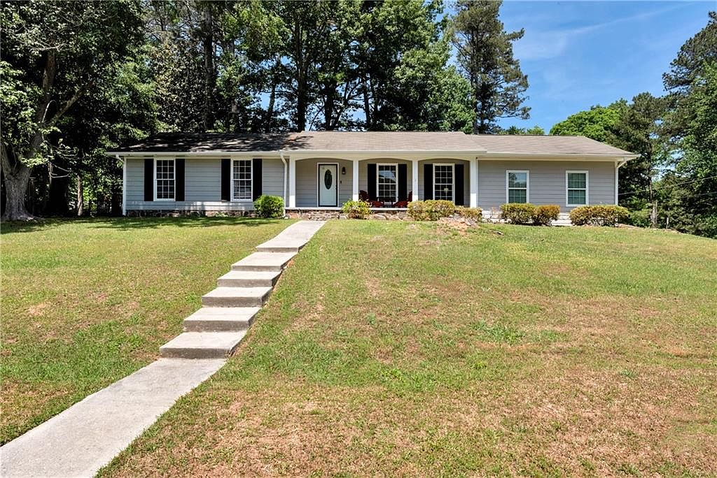 Primary listing photo
