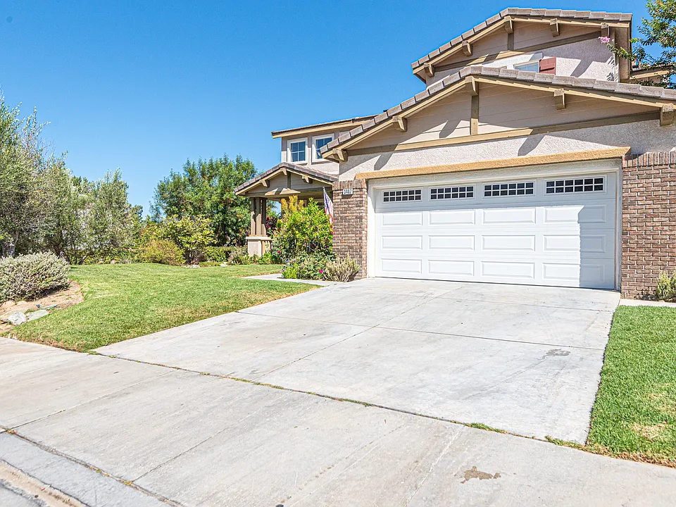 3407 Coastal Oak Dr