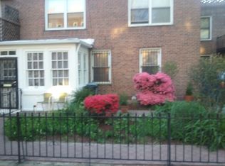 3976 48th St, Long Island City, NY 11104