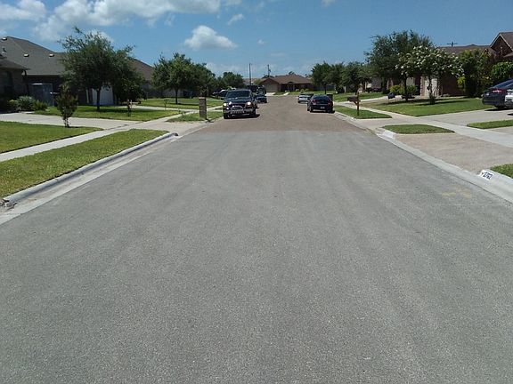 4th image of 2761 Yeager Dr