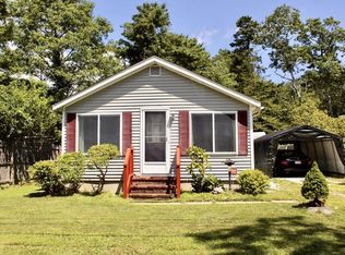 17 Ryder St, Buzzards Bay, MA 02532