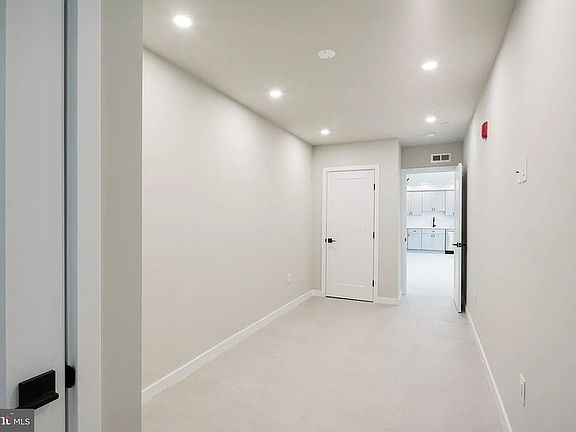 3rd image of 1501 N 5th St #1
