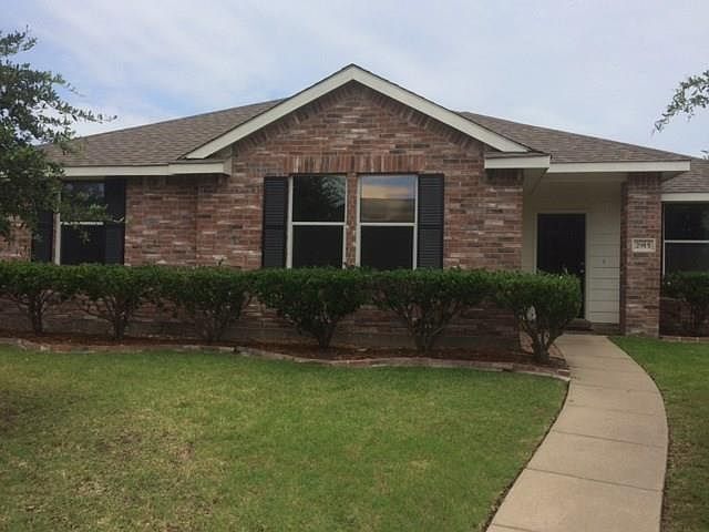 1st image of 2915 Montague Trl
