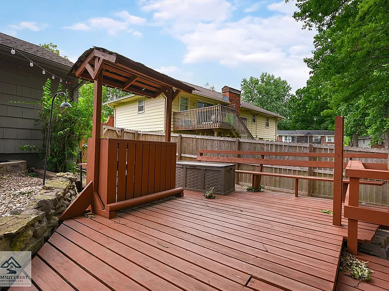 205 SW Craigmont Dr — Photo 19