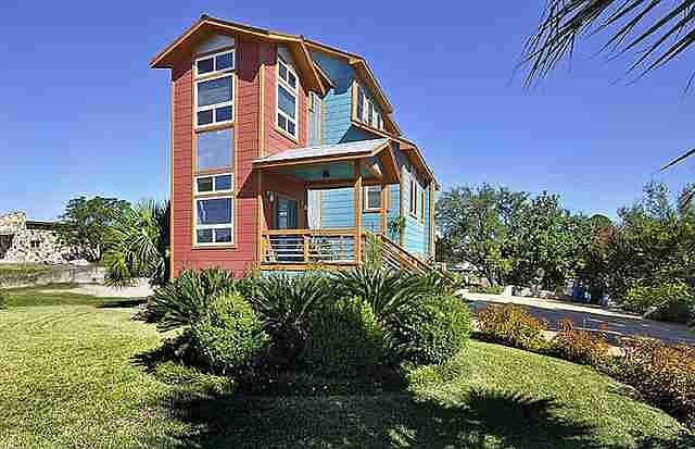1st image of 415 Hillview Dr