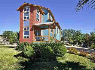 415 Hillview Dr, Granite Shls, TX 78654