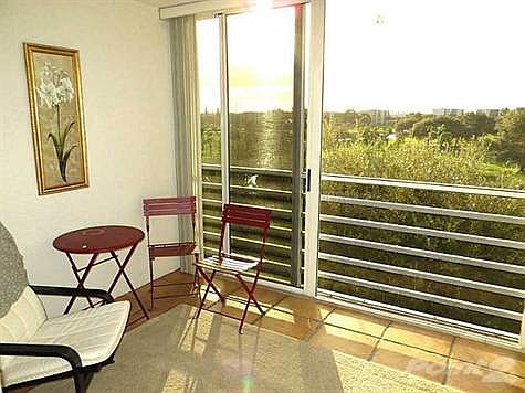 3rd image of 3790 Pinebrook Cir APT 505
