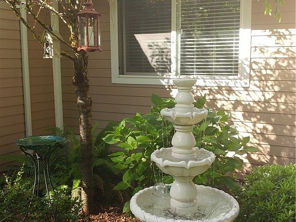 3rd image of 1912 Clorindi Cir NW