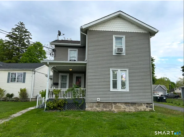 32 Park Ave, Danbury, CT 06810