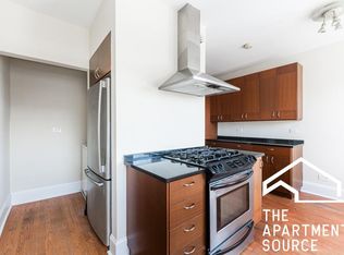 4005 W Nelson St #5C, Chicago, IL 60641