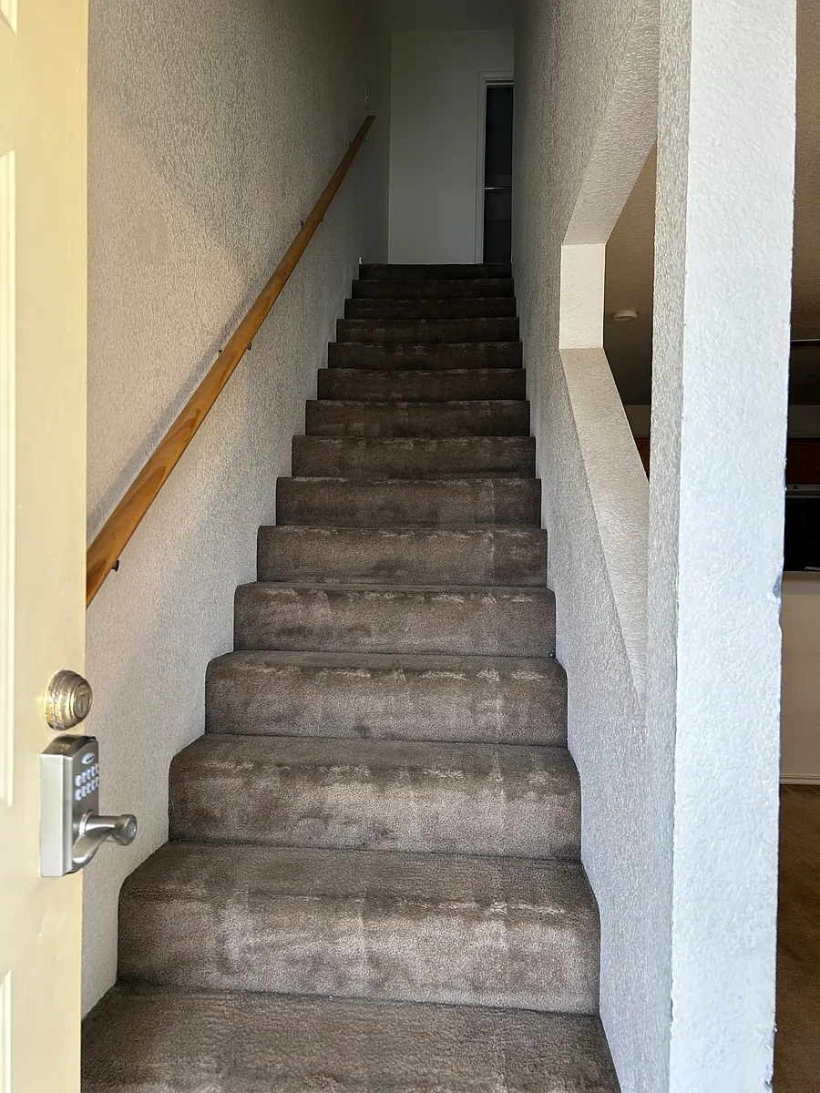 Photo 2 of 2 - 4300 Sylvia Dr #B - Killeen, TX Building Photo - 4300 Sylvia Dr #B