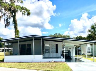 36052 Cherry Ave, Grand Island, FL 32735