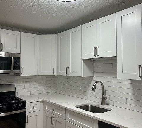 3rd image of 65 Oaklawn Ave #319