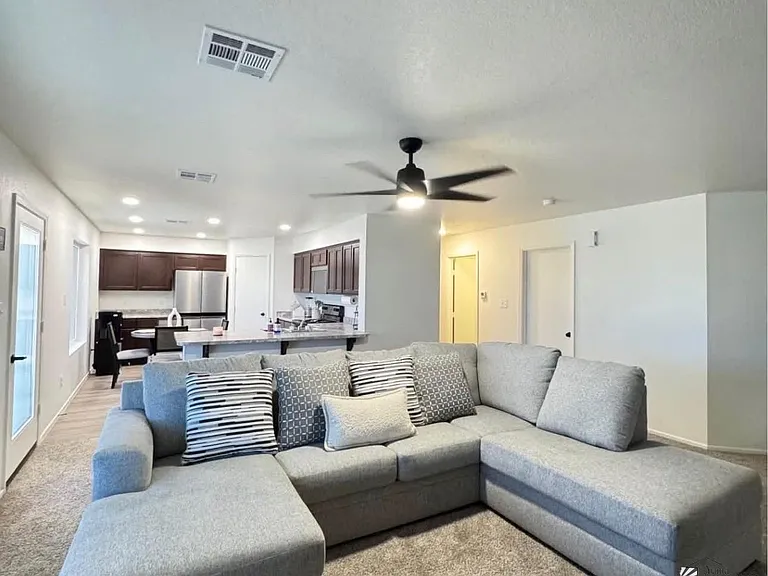 7338 E 44th Pl — Photo 3