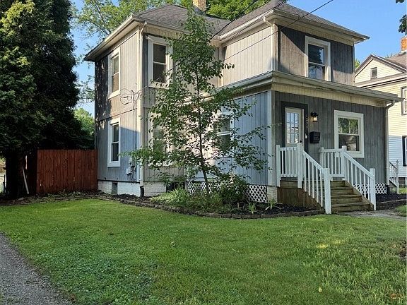2nd image of 1228 W Market St