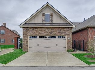 321 Thesing Ct, Nolensville, TN 37135