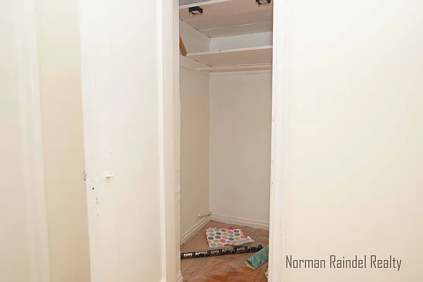 Rented by Norman Raindel, LREB | media 13