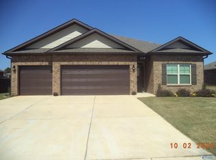 319 Jackson Point Cir, Huntsville, AL 35811