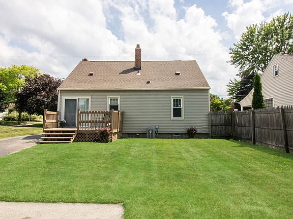 2nd image of 2511 Ardwell Ave