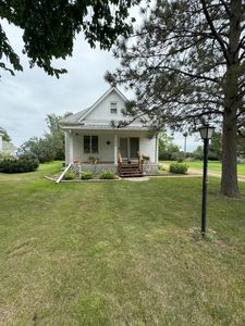 302 Howard Ave, Cresbard, SD, 57435