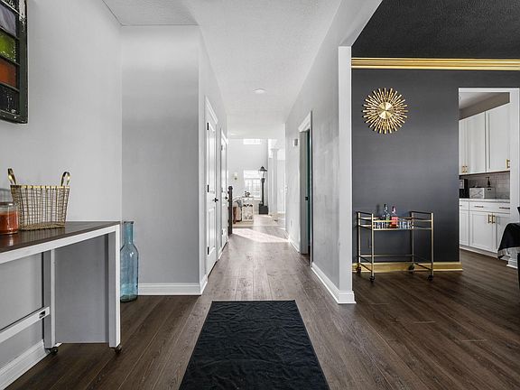 2nd image of 7183 Beachwood Way
