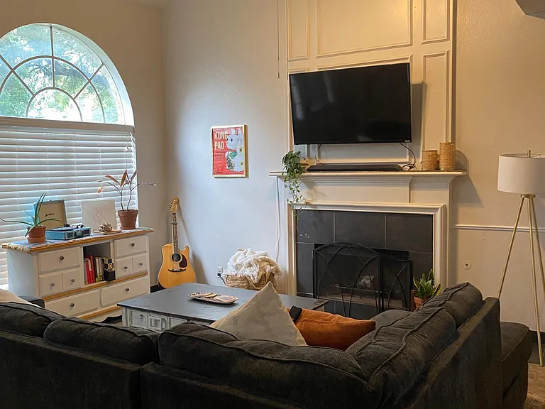 8631 Silent Oaks — Photo 2