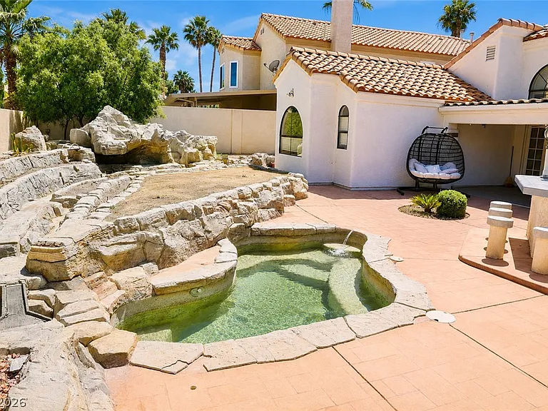 2308 Angelfire St — Photo 23