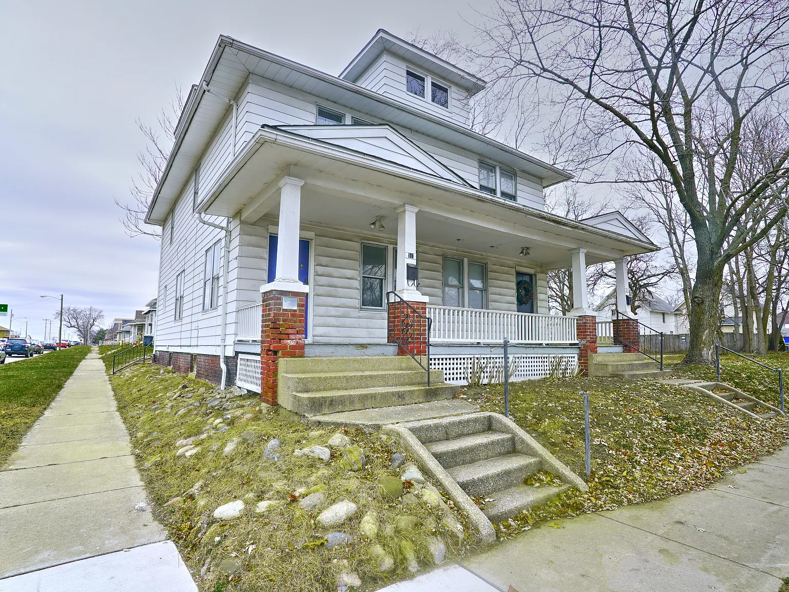 501 Eddy — Photo 2