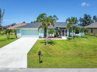 112 Hobo Rd, Rotonda West, FL 33947