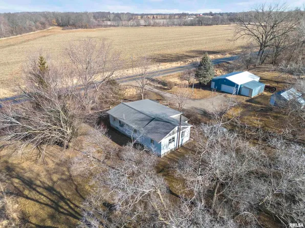 2560 112th St, Moscow, IA 52760