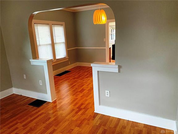 5th image of 810 Kolping Ave