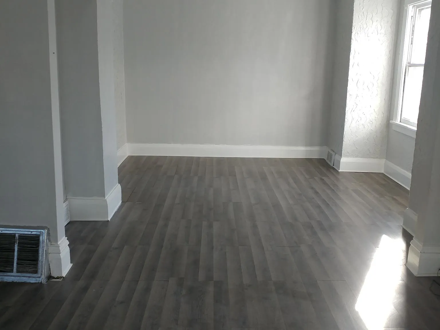 4 bed, 1285 sqft, $1,795 — Photo 2