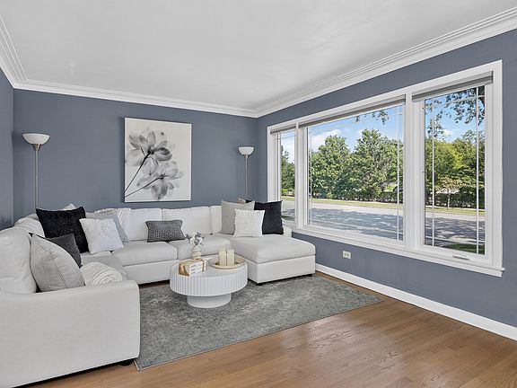 4th image of 3318 W Columbus Ave