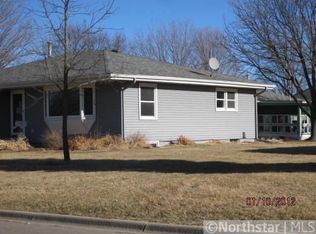 619 4th St NE, Montgomery, MN 56069