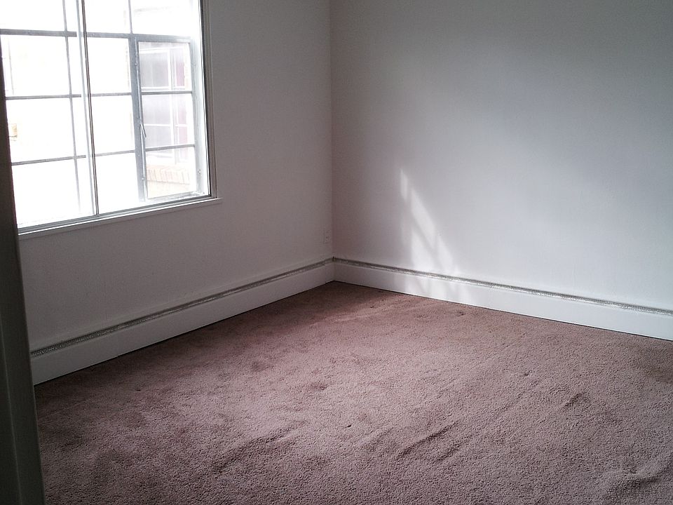 2nd image of 162 Chapin St APT 311