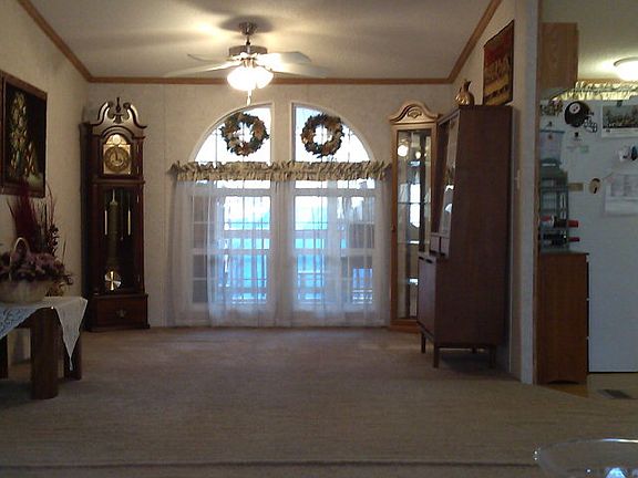 5th image of 251 Songbird Dr